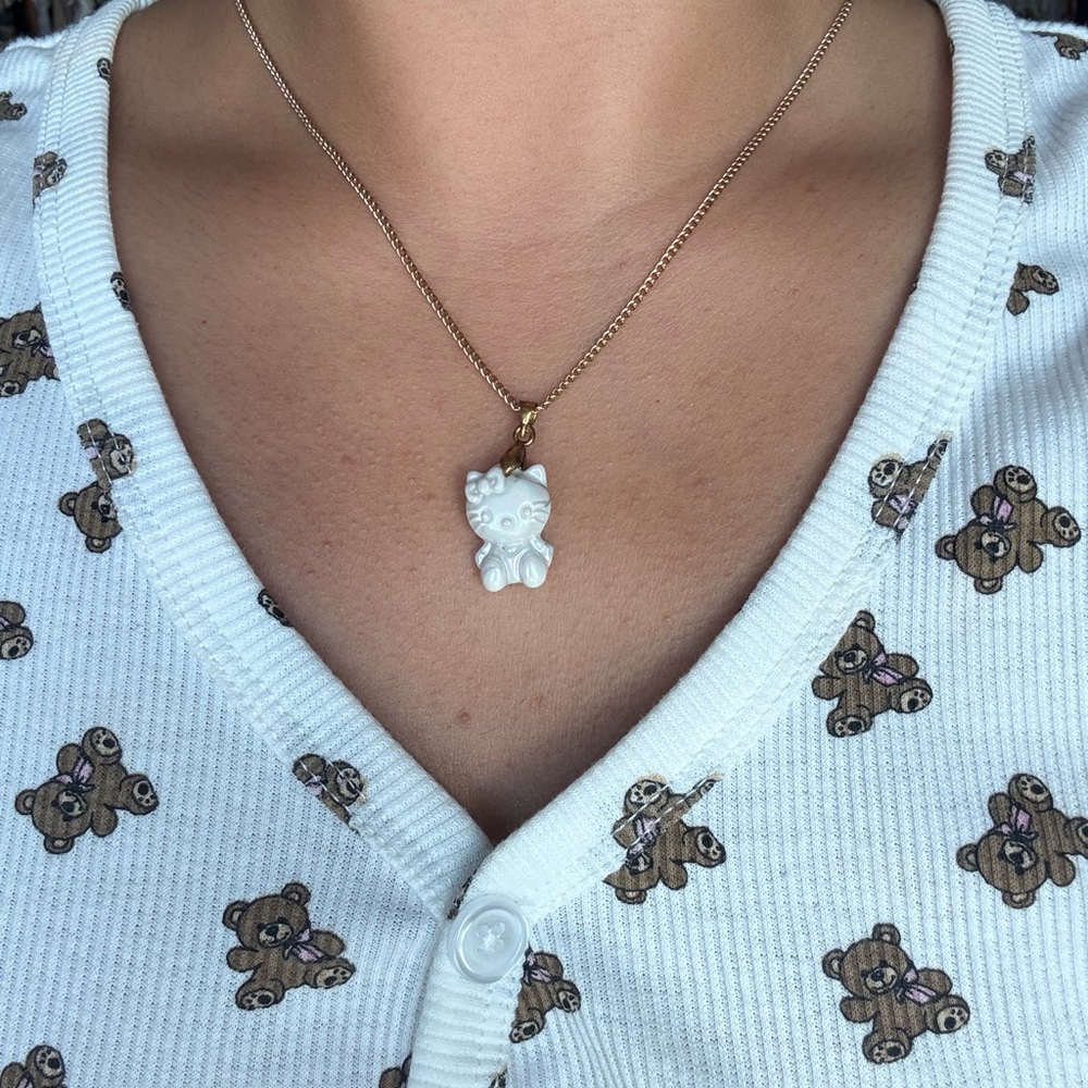 Hello kitty opalite Pendant Necklace
